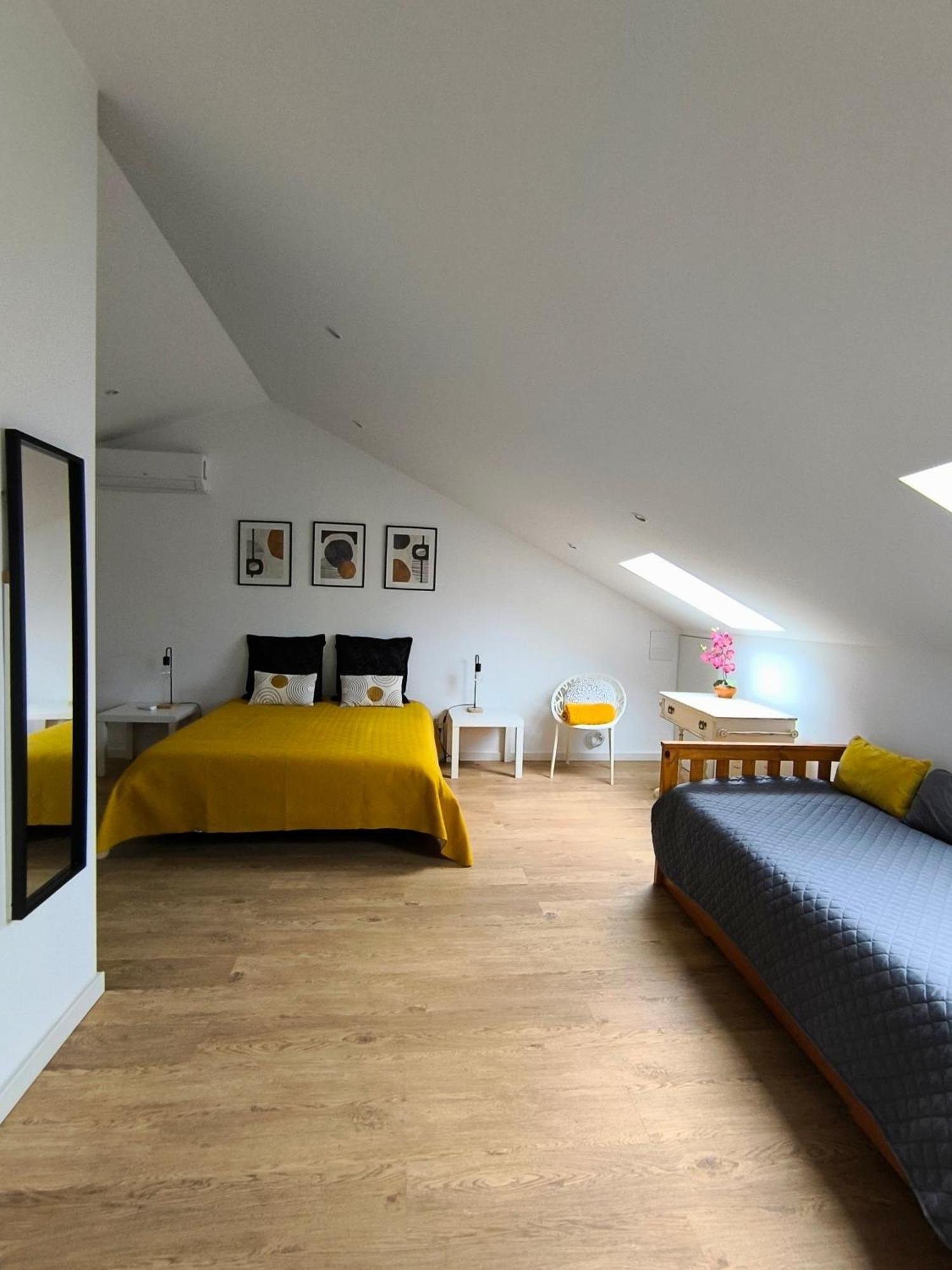 Ponta Delgada Upstairs Home מראה חיצוני תמונה